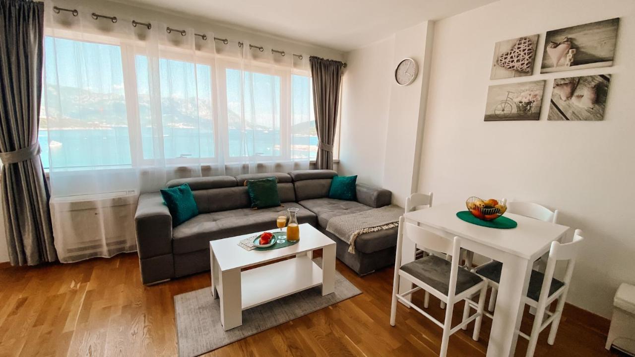 Four Views * Budva