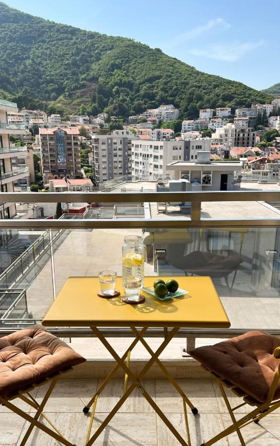 Four Views * Budva